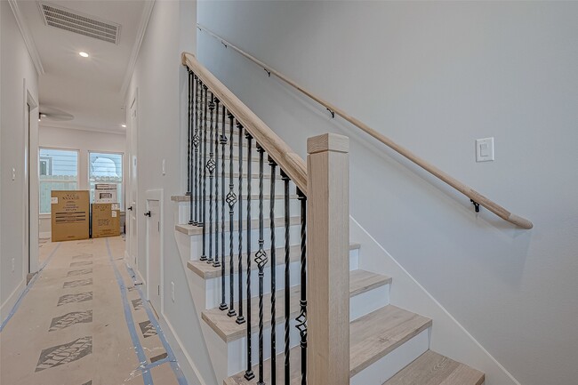 property at 6840 Del Rio St