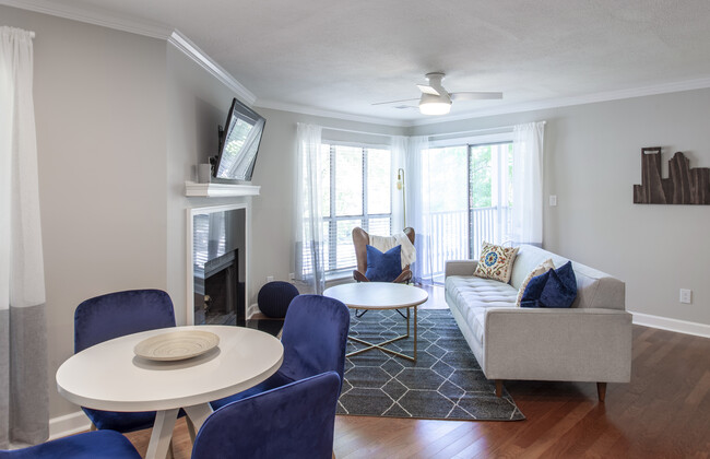 2518 Cranbrook Lane, Unit #11 in Charlotte, NC - Building Photo - Building Photo