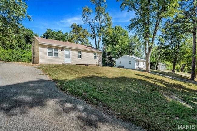 2809 S River Rd in St. Charles, MO - Building Photo - Building Photo