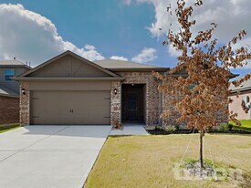 900 Clark Dr in Ferris, TX - Building Photo