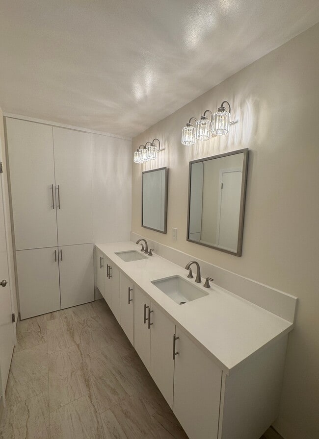 1800 Camden Ave, Unit 102