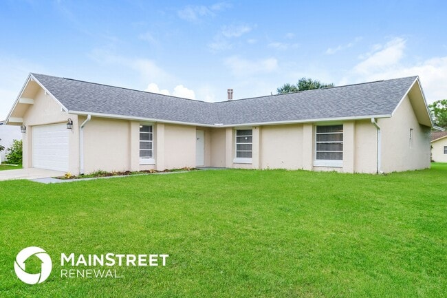 822 7 Gables Cir SE in Palm Bay, FL - Building Photo - Building Photo