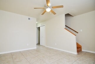 2912 Prairie Flower Cir in Bryan, TX - Building Photo - Building Photo