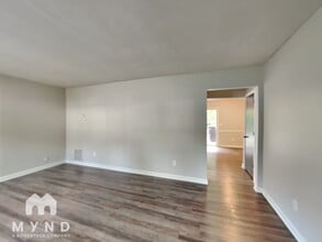 3510 Hopkins Ct in Powder Springs, GA - Building Photo - Building Photo