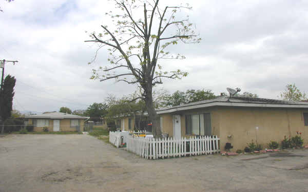 3812 E Grand Ave in Pomona, CA - Building Photo