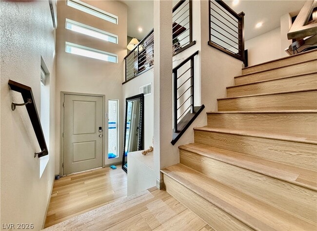 8044 Carpenter Creek Ave in Las Vegas, NV - Building Photo - Building Photo