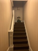 628 Hal Greer Blvd, Unit 2 in Huntington, WV - Building Photo