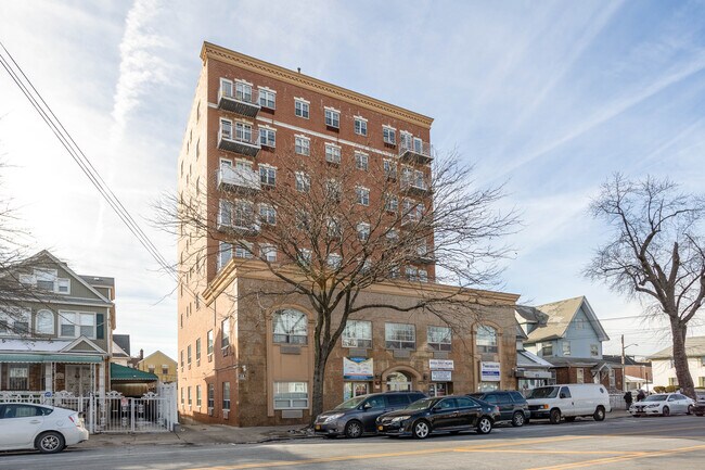 91-12 175th St in Jamaica, NY - Building Photo - Building Photo