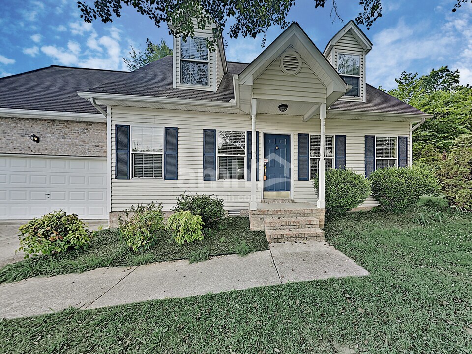 6955 Saint Croix Ln in Knoxville, TN - Building Photo