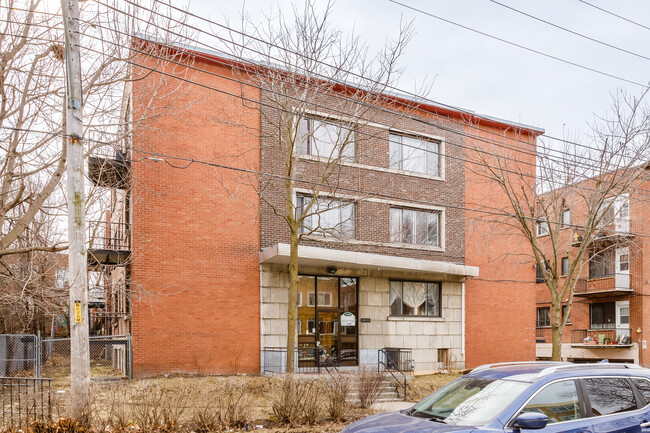 4650 Plamondon Av in Montréal, QC - Building Photo - Building Photo