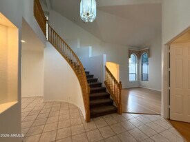 3213 E Desert Flower Ln in Phoenix, AZ - Building Photo