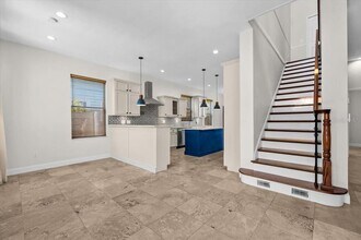 2327 4th Ave N in St. Petersburg, FL - Building Photo - Building Photo