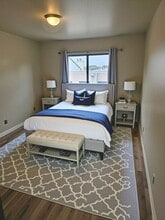 1001 - 1031 Amador Avenue in Seaside, CA - Foto de edificio - Interior Photo