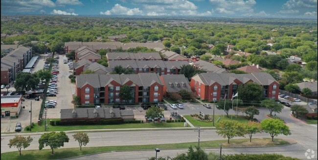 3440 E Rosemeade Pkwy in Carrollton, TX - Building Photo - Building Photo