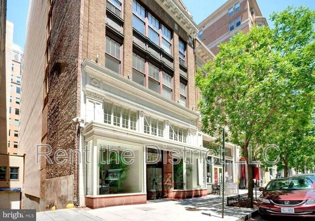 property at 915 E St NW