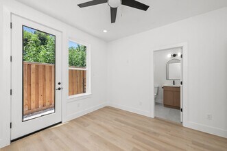 3348 Sauer St in Houston, TX - Building Photo - Building Photo