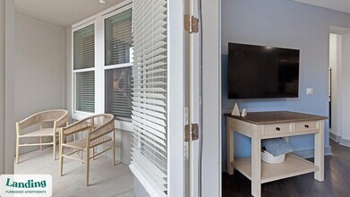 404 Gallop Ln in Charlotte, NC - Building Photo - Building Photo