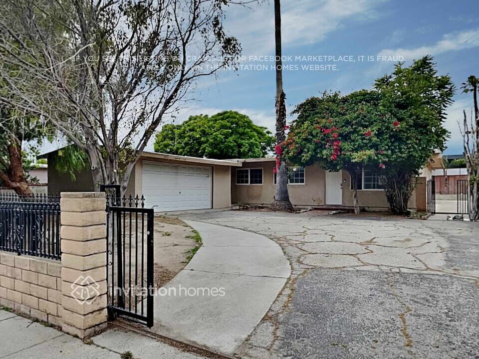 12601 Mercer St in Los Angeles, CA - Building Photo