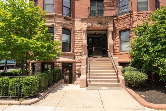 411 Marlborough St in Boston, MA - Building Photo - Building Photo