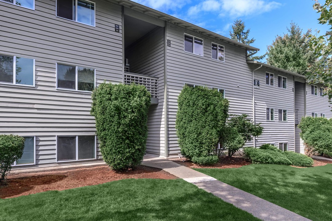 Southwood Apartments in Burien, WA - Foto de edificio