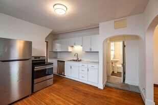 109 Copeland Ave in La crosse, WI - Building Photo