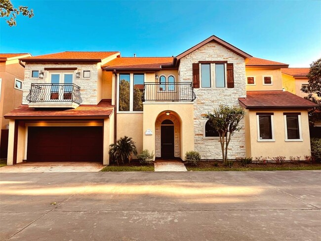 property at 11023 Robin Hood Ct