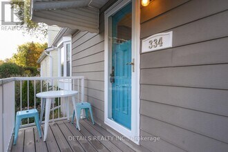 334 Rockhurst Rd in Ottawa, ON - Building Photo - Building Photo