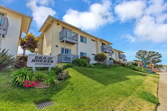 Sea Breeze Apartments for rent in Marina, CA in Marina, CA - Building Photo - Building Photo