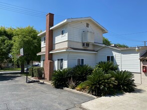 623-635 E 8th St in Upland, CA - Building Photo - Building Photo