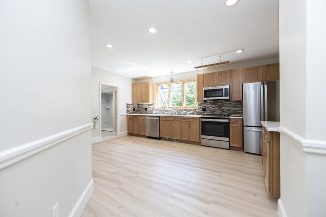 48 Shannon St, Unit 2