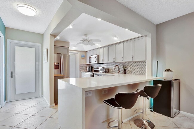 property at 2731 NE 14th Street Causeway