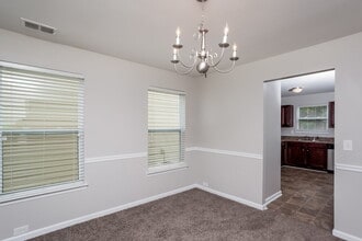 2420 Valley Creek Dr in Lithia Springs, GA - Building Photo - Building Photo