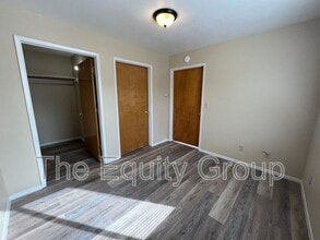 62 N Villa St in Porterville, CA - Building Photo - Building Photo