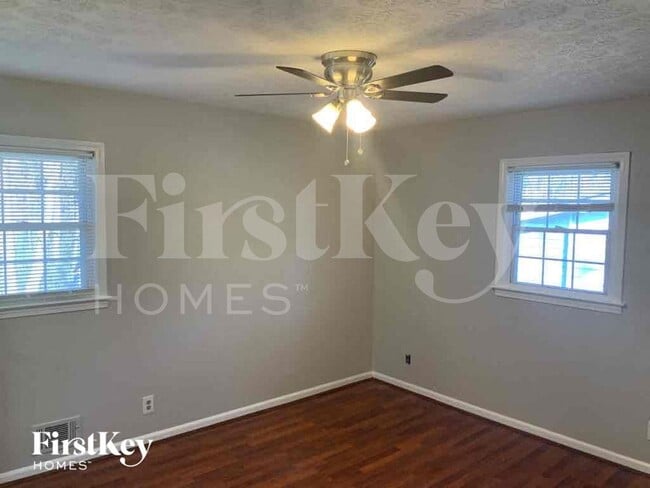 518 Rebecca St in Lawrenceville, GA - Building Photo - Building Photo