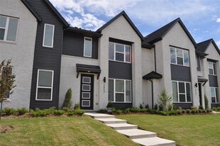 2553 Huxley Mews in Allen, TX - Building Photo