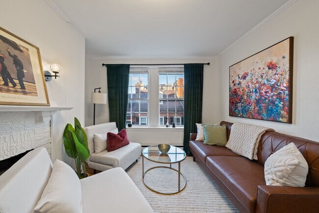 102 Revere St in Boston, MA - Building Photo - Building Photo