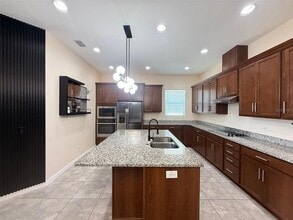 2074 Brillante Dr in St. Cloud, FL - Building Photo - Building Photo
