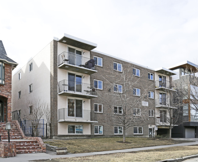 Larch Manor in Calgary, AB - Building Photo - Primary Photo