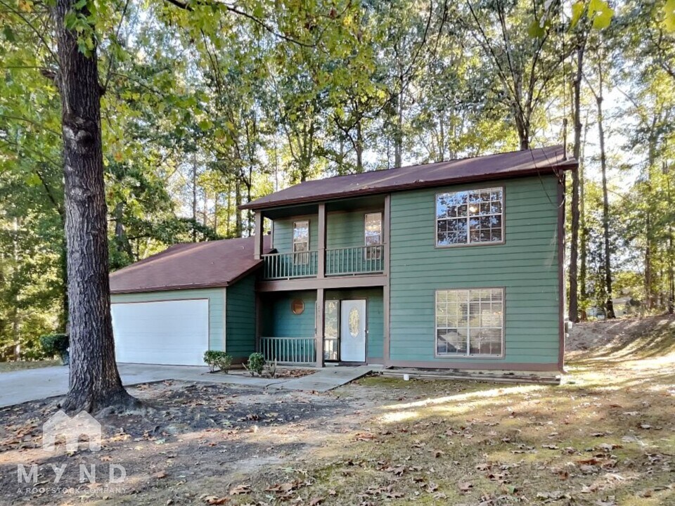 255 Marcliff Ct in College Park, GA - Building Photo