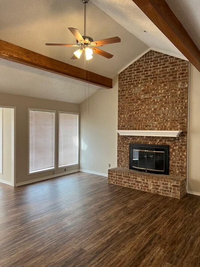 2300 Brandeis Ct in Norman, OK - Building Photo - Building Photo