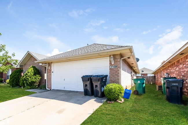 4908 SE 88th Terrace in Oklahoma City, OK - Building Photo - Building Photo