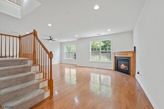 45 Swing Bridge Ln, Unit 2B-2116 in South Bound Brook, NJ - Building Photo - Building Photo