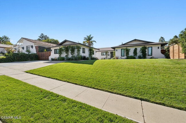 property at 16 Alamar St
