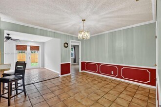 6858 S Congress Ave in Atlantis, FL - Building Photo - Building Photo