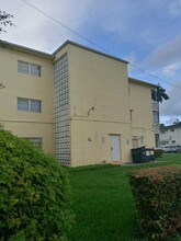 16701 NE 14th Ave in Miami, FL - Building Photo - Building Photo