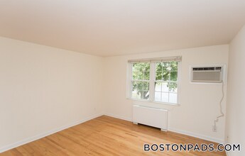 3 Captain Parker Arms in Lexington, MA - Building Photo - Building Photo