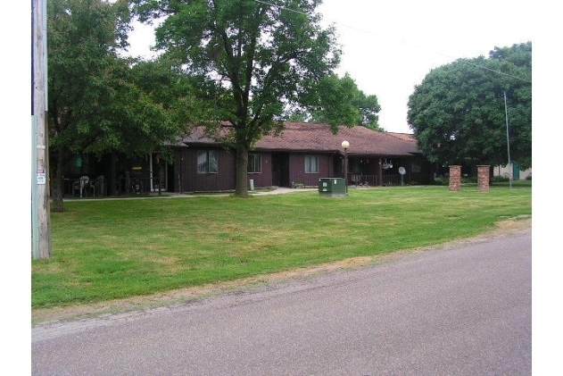Hillcrest Manor Apartments in Ontario, WI - Building Photo