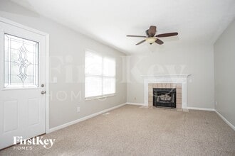 935 Saffron Ln in Milford, OH - Building Photo - Building Photo