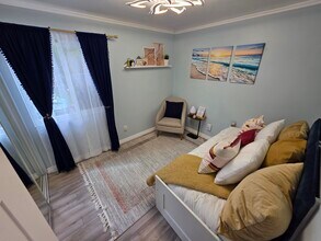 6097 Charae St in San Diego, CA - Building Photo - Building Photo