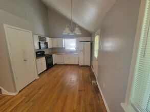 1473 Mt Rainier Dr in Lexington, KY - Building Photo - Building Photo